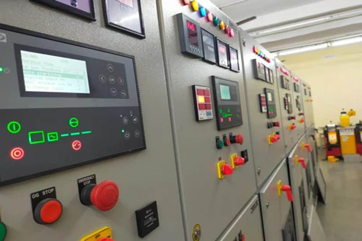 Automatic AMF Panel